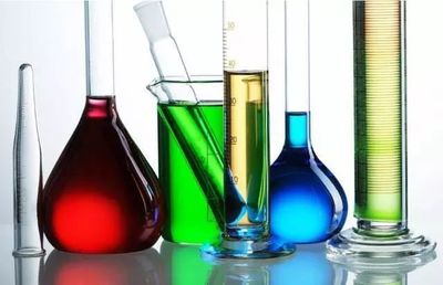 汽車為什么加汽油而不能加柴油、煤油或重油？